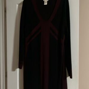 Black and burgundy rayon polyester blend sweater dress